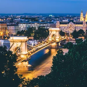 Point Budapest