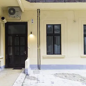 Apartamento Authentic Klauzal, Budapeste